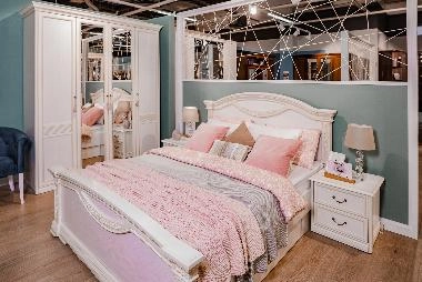 Лючия светлая